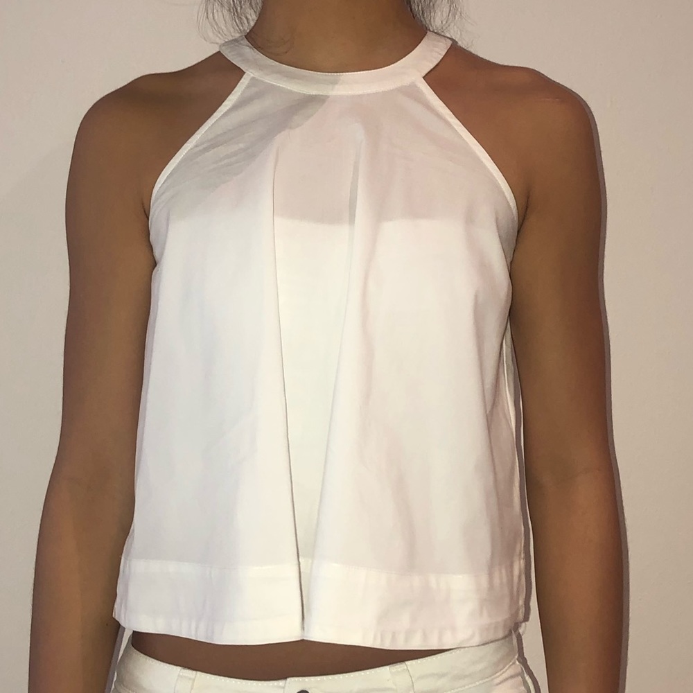 White top - Picture 2 of 2